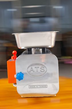 Máy Xay Thịt Công Nghiệp ATS-12 Taiwan